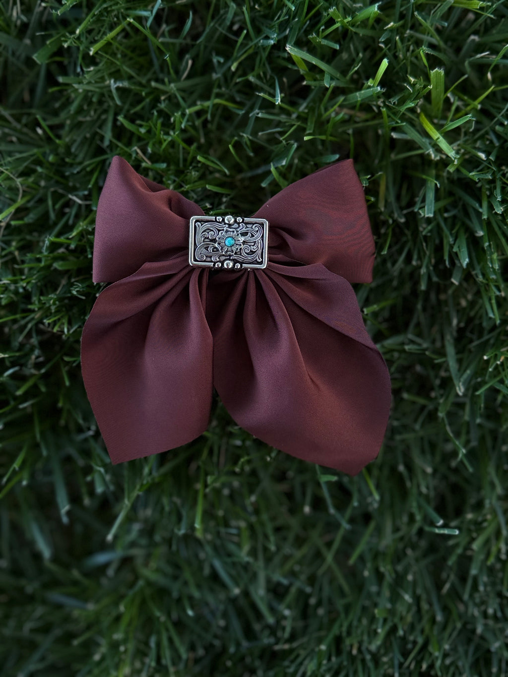 Short Buckle Bow