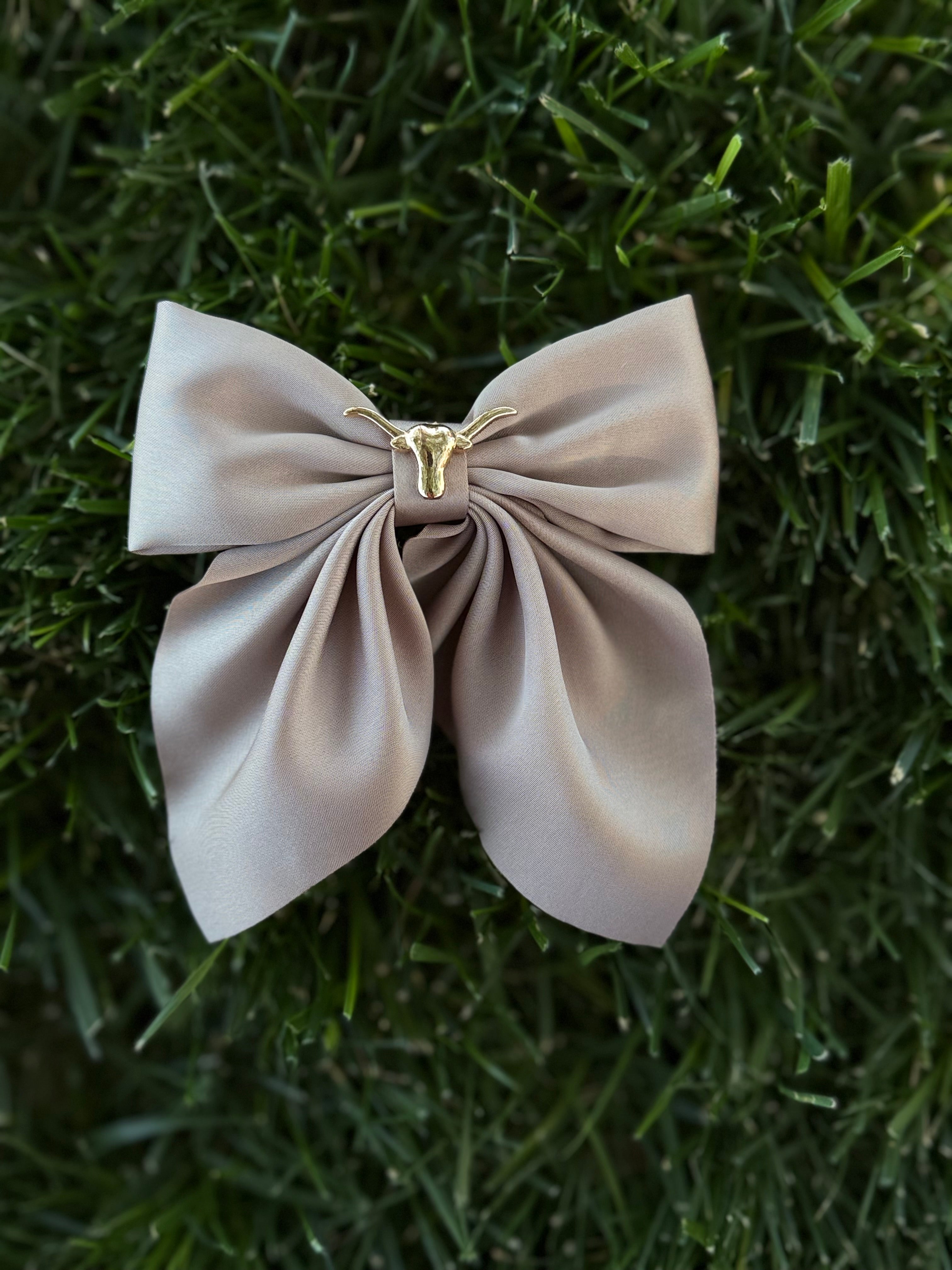 Show Longhorn Bow
